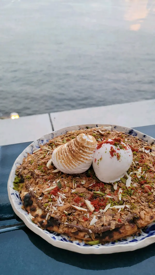 Chocolate Praline Naan