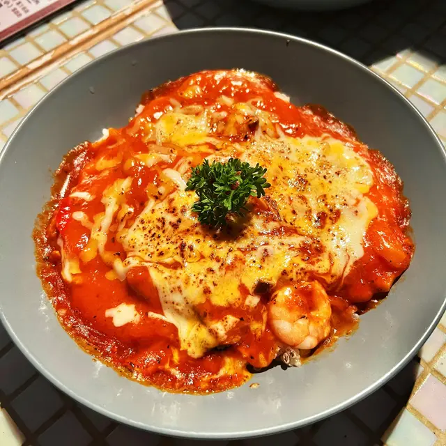 西班牙芝士焗海鮮飯