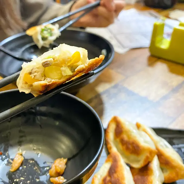 香菇粟米雞肉餃