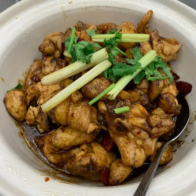 惹味雞煲