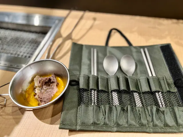 牛三筋配月見松露醬汁,超正😋