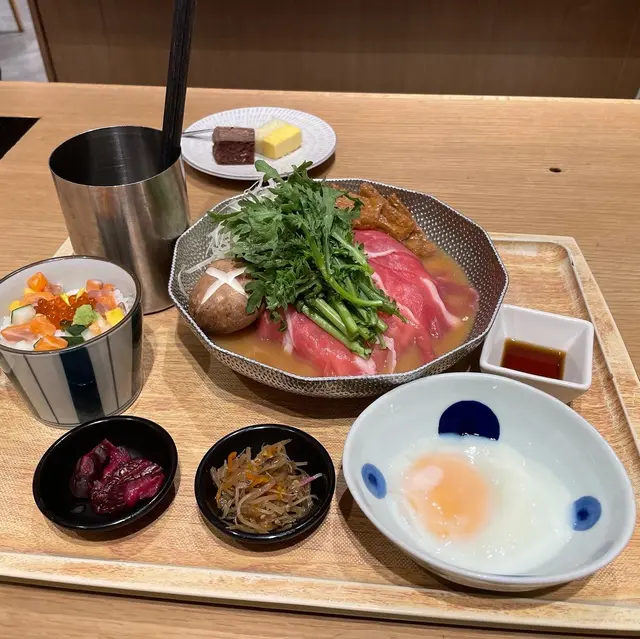 牛肉壽喜燒鍋烏冬御膳
