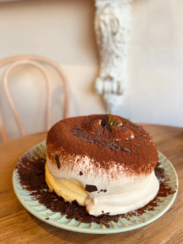 提拉米蘇梳乎厘班戟