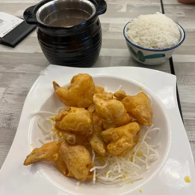 晚餐配白飯和例湯