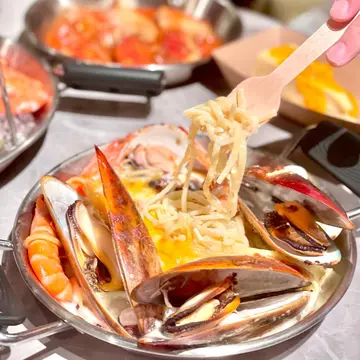 芝士焗海鮮白醬意粉