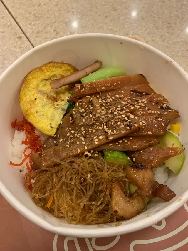 台灣古早味烤豬肉便當