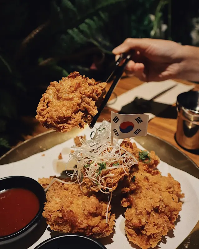 Boneless  Fried  Chicken