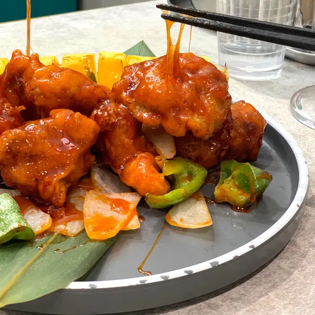 拔絲山渣汁菠蘿咕嚕肉西班牙豚肉