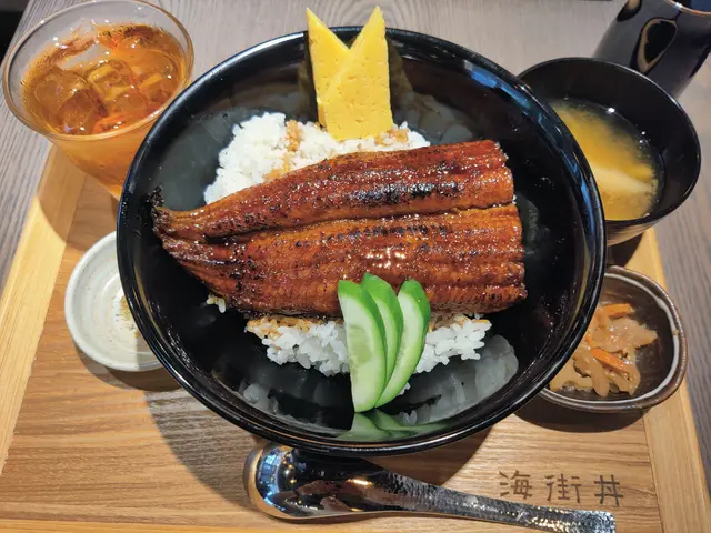 鰻魚丼