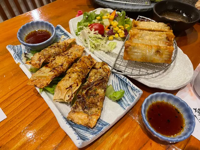 炸餃子