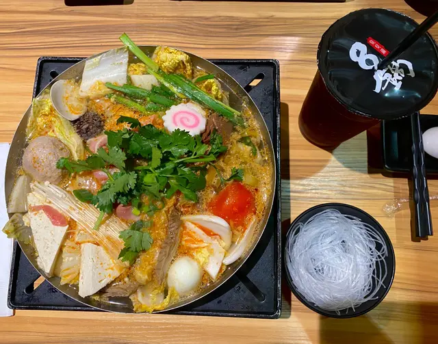 招牌臭臭鍋