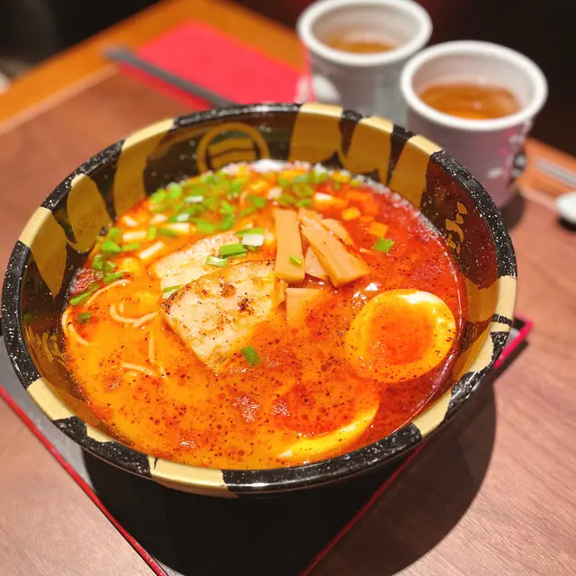 辛燒豚梅肉拉麵