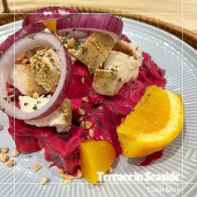 慢煮雞胸紅菜頭沙律