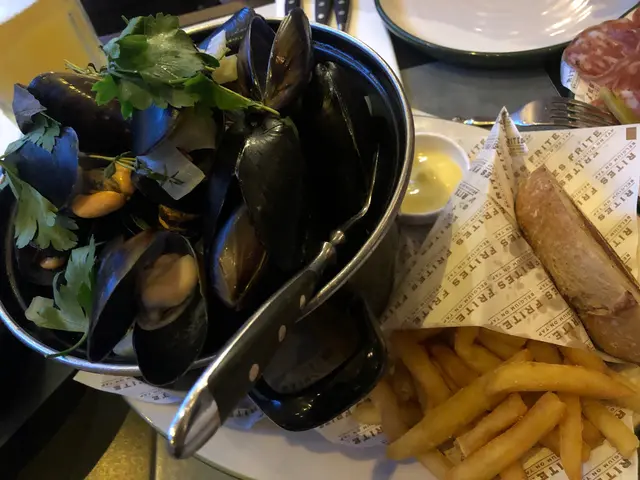 白酒青口 Moules Marinière