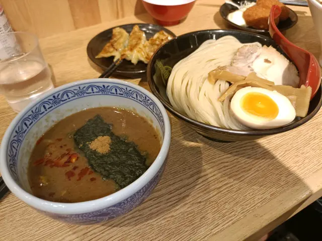 湯夠熱，麵份量多