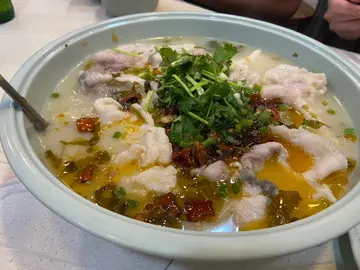酸菜鱼-小辣