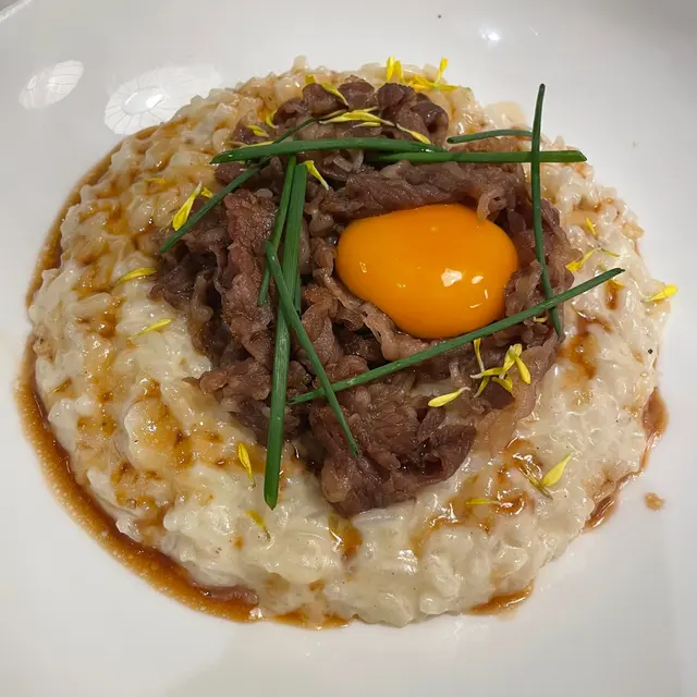 壽喜燒牛肉蛋汁頓飯