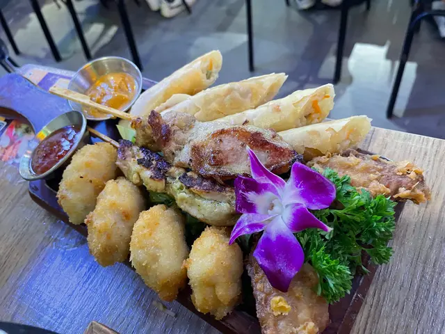泰式小食拼盤
