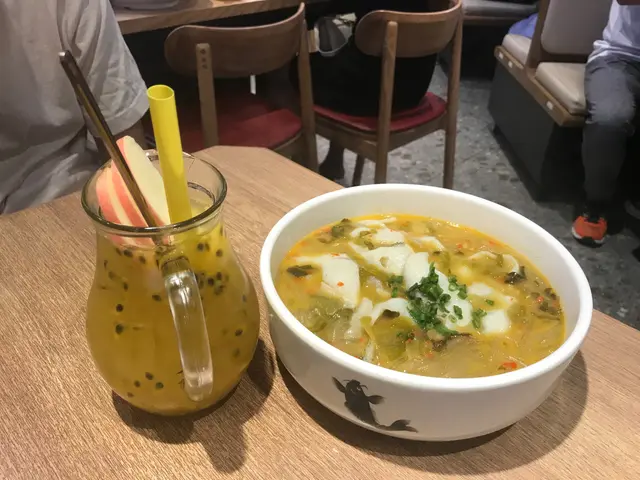 酸菜魚配紅薯炒