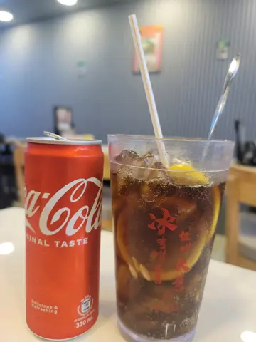 柠檬可乐 