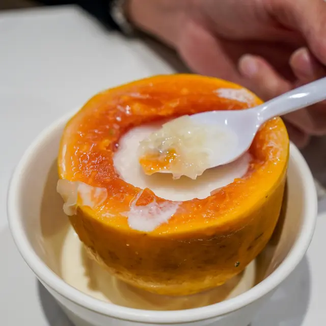 海燕窩椰汁燉木瓜