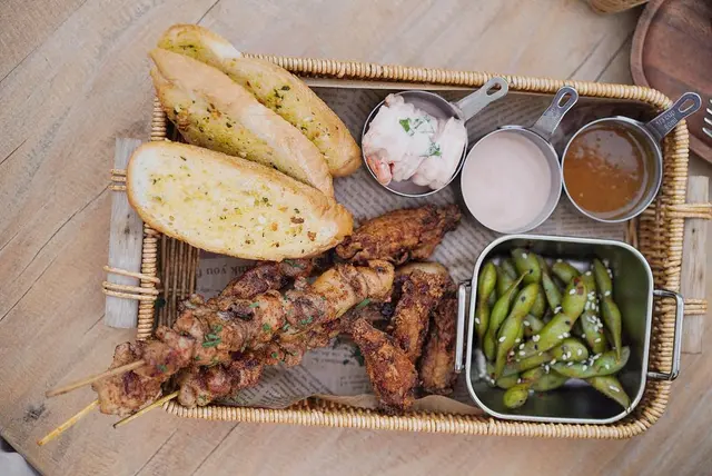 KABOOM Sharing Platter