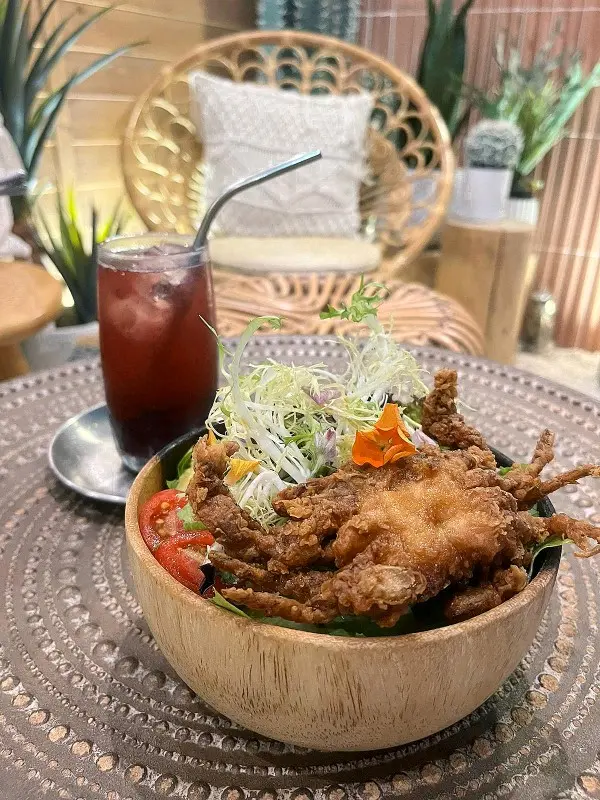軟殼蟹沙律
