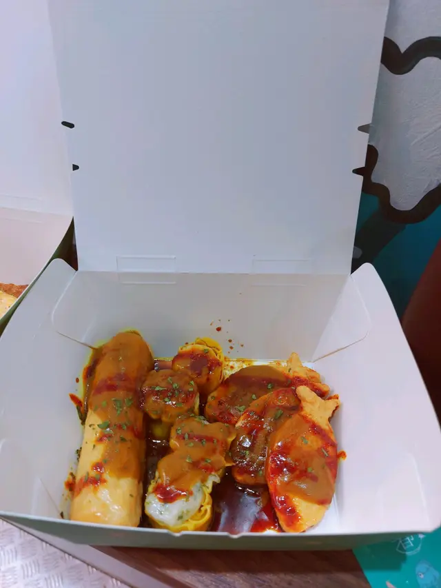 「我要哂」小食拼盤