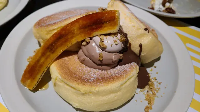 榛子朱古力焦糖香蕉班戟