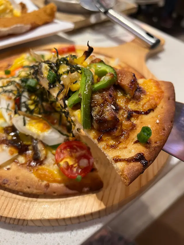 大阪燒和風鰻魚薄餅