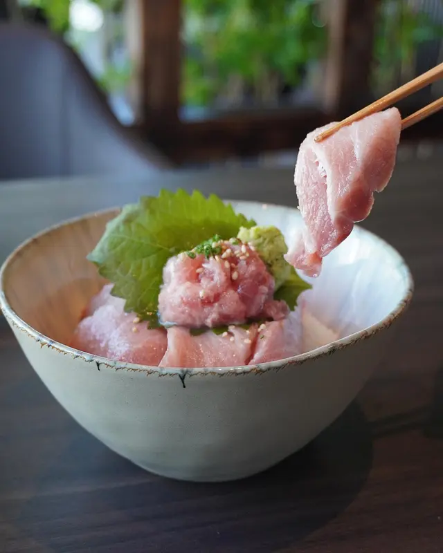 特上金槍魚丼