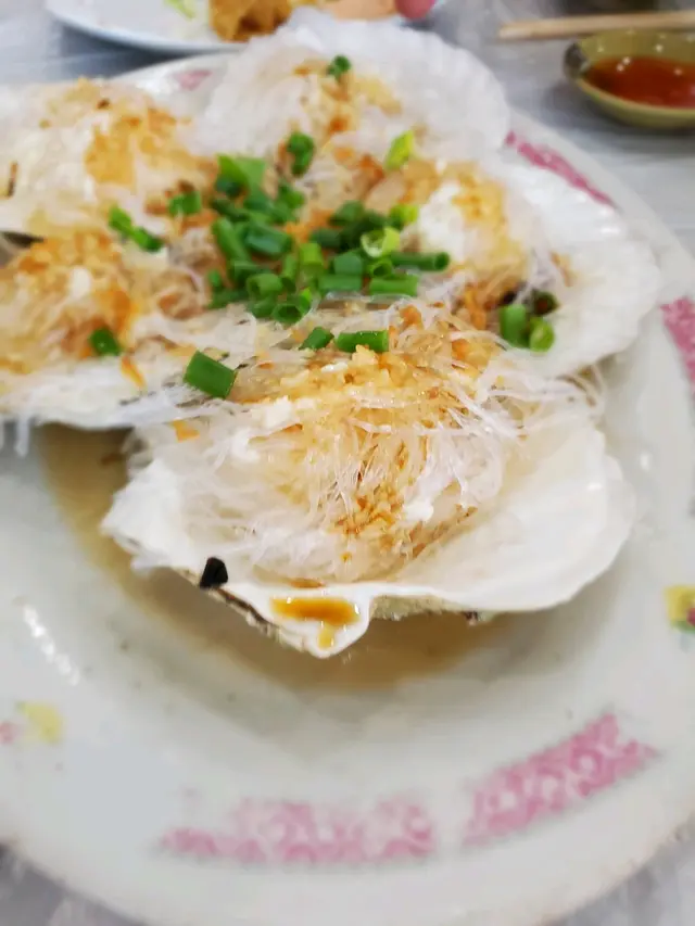 蒜蓉粉絲蒸扇貝