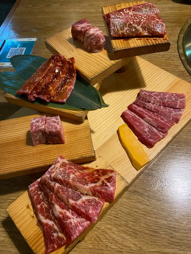 牛肋骨肉五品盛合