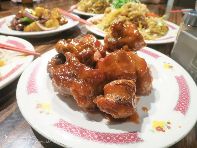 士多啤梨腩排
