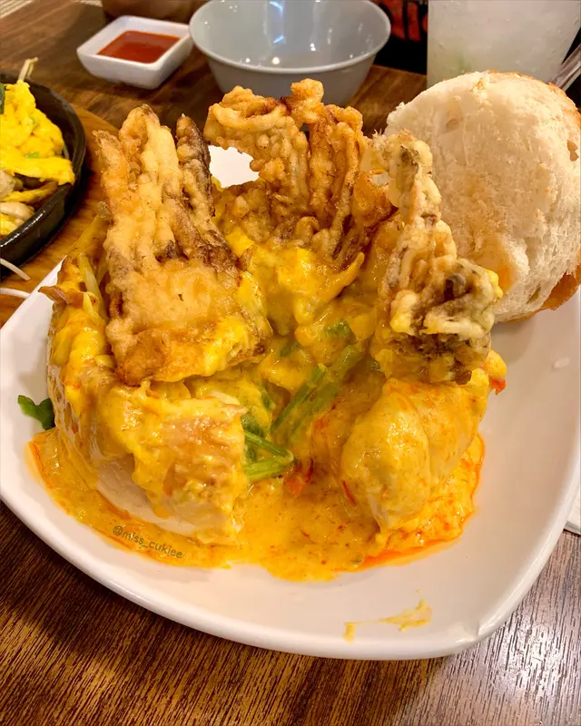 泰皇咖喱火山軟殼蟹法包