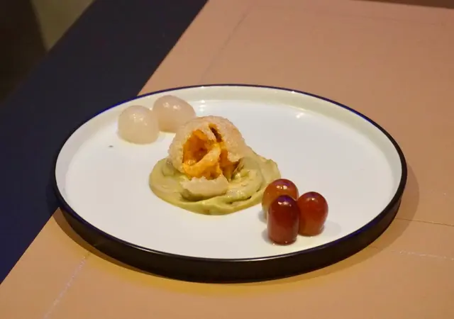 三文魚他他