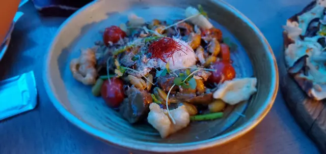 慢燴豬面頰肉貝殼粉