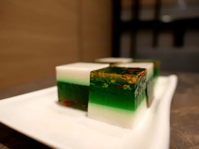 三色桂花班蘭糕