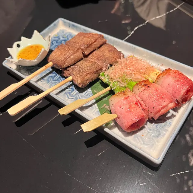 厚切牛舌芯串 ($48) / 露荀 ($28) / 煙肉蕃茄串 ($28)