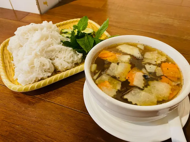 炭燒豬肉伴越南檬粉 Bun Cha Hanoi