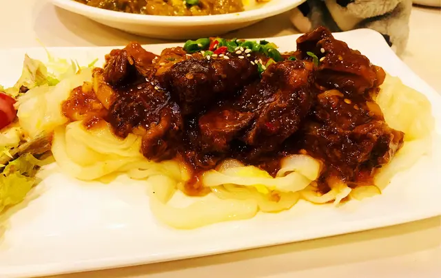 第一次見到用安格斯牛腩嚟炒河粉👍😋😋