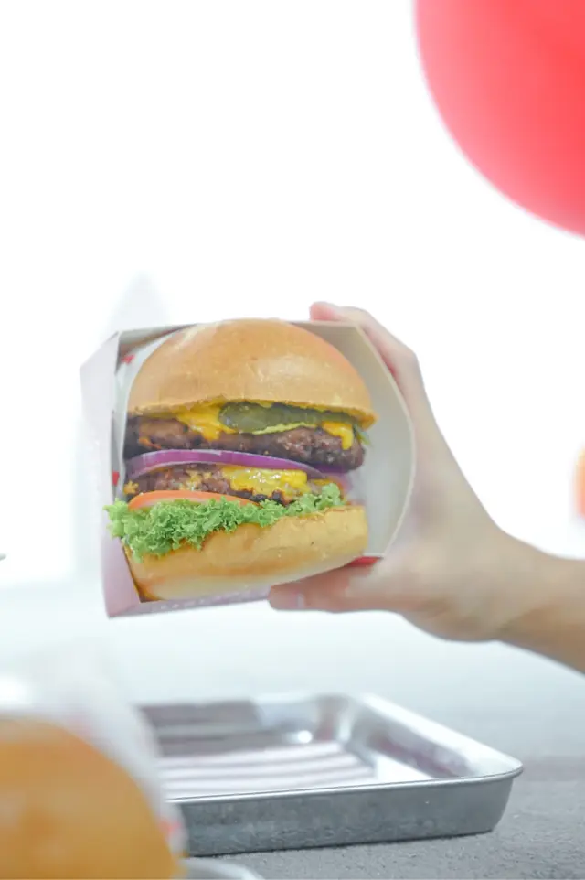 𝐃𝗼𝐮𝐛𝐥𝐞 𝐂𝐡𝐞𝐞𝐬𝐞 𝐁𝐮𝐫𝐠𝐞𝐫