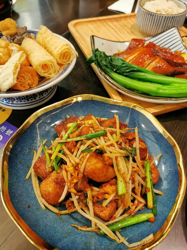 星洲醬油參巴炒蘿蔔糕