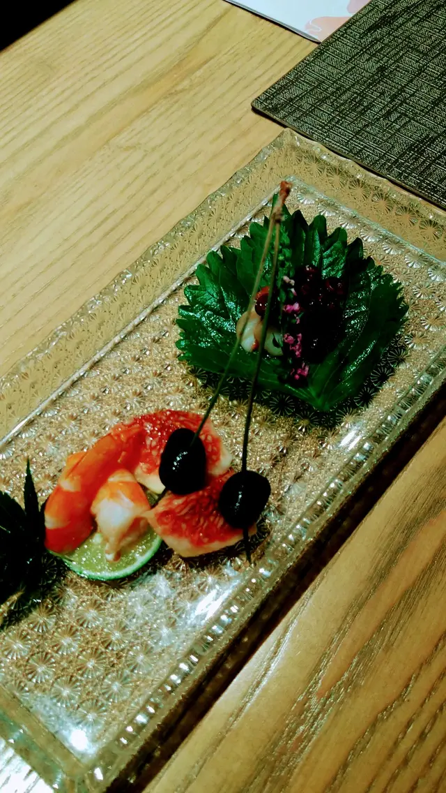 前菜 鹰煮白爪魚 縞蝦