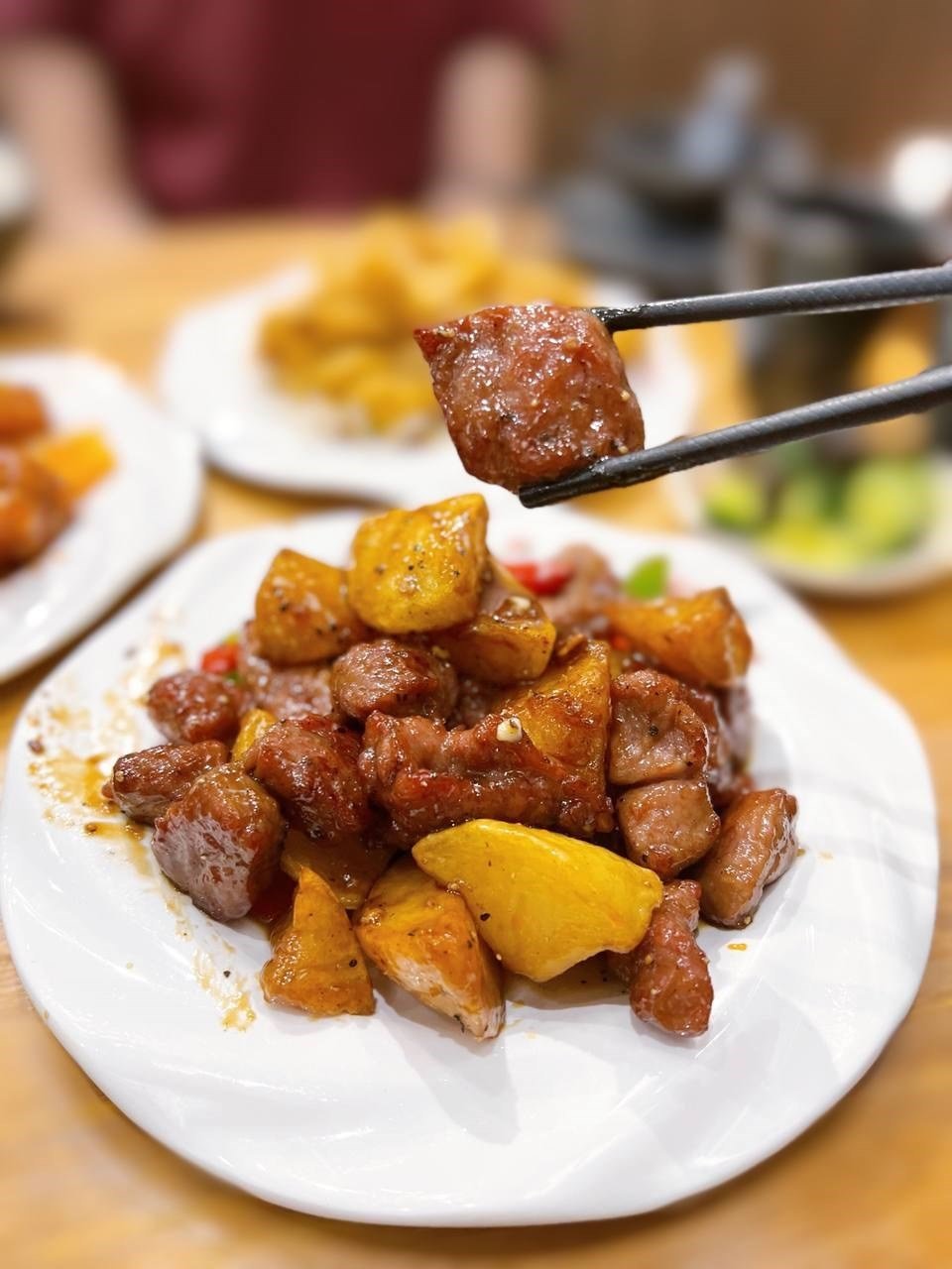 Black Pepper Beef & Potatoes (黑椒薯仔牛柳粒)