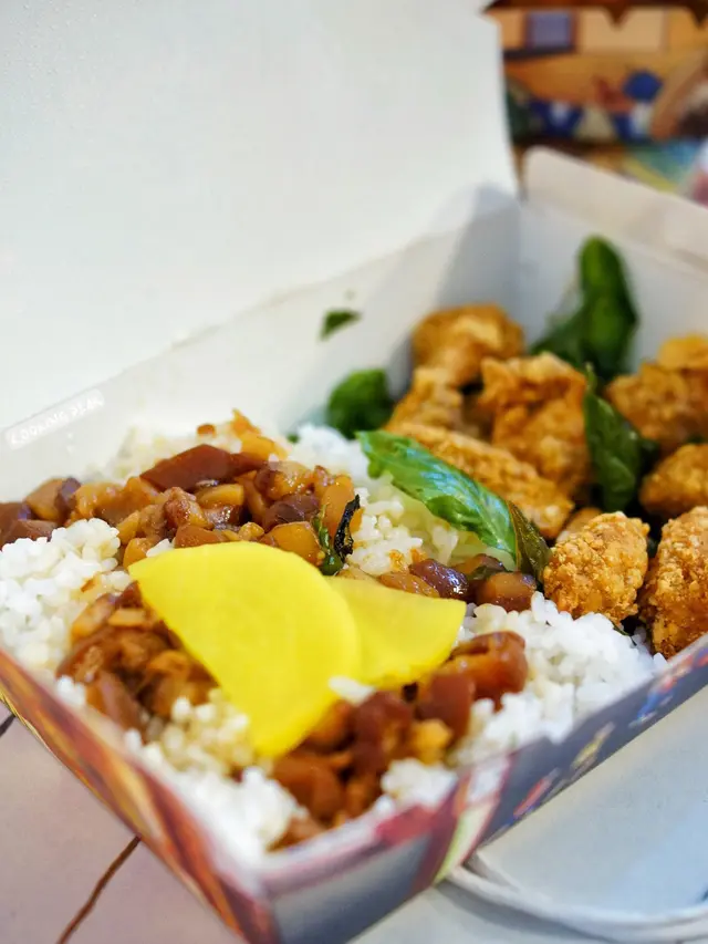 鹽酥雞粒滷肉飯
