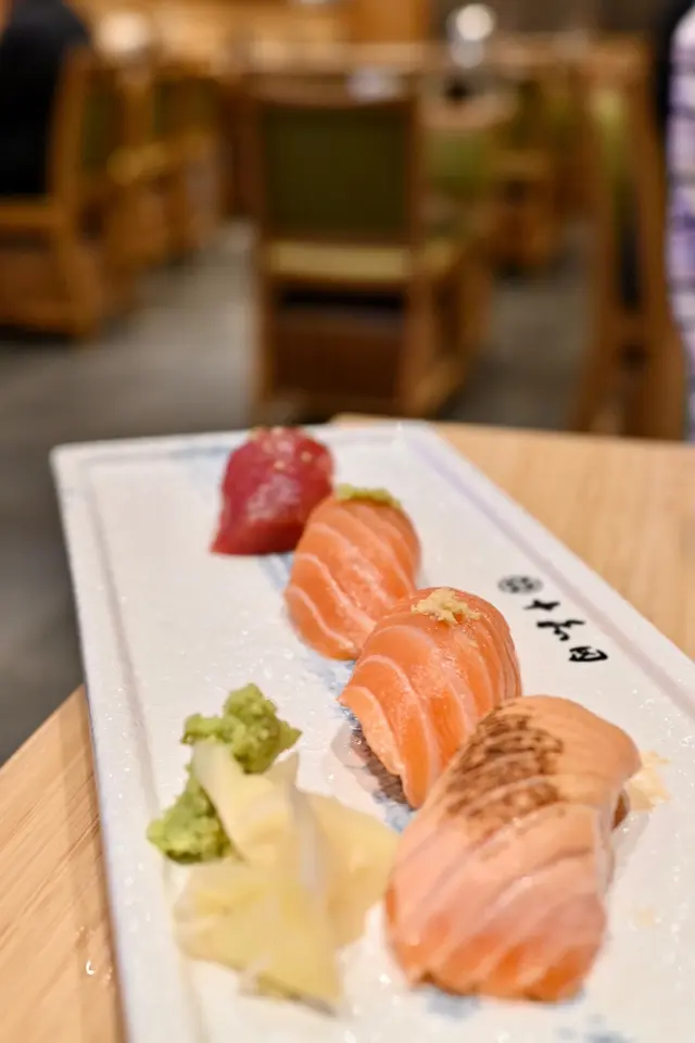 三文魚三味壽司