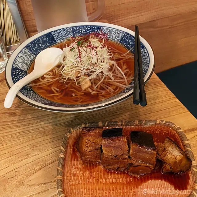 九味醬油湯拉麵