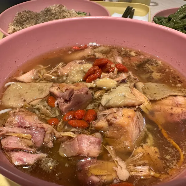 酒香花雕麻油雞麵線