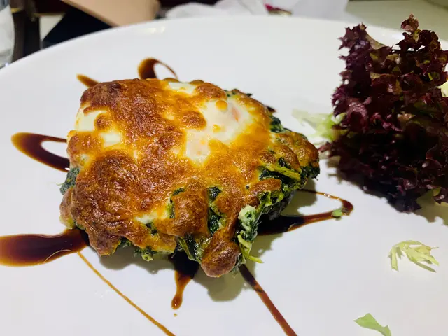 溫泉蛋菠菜大啡菇